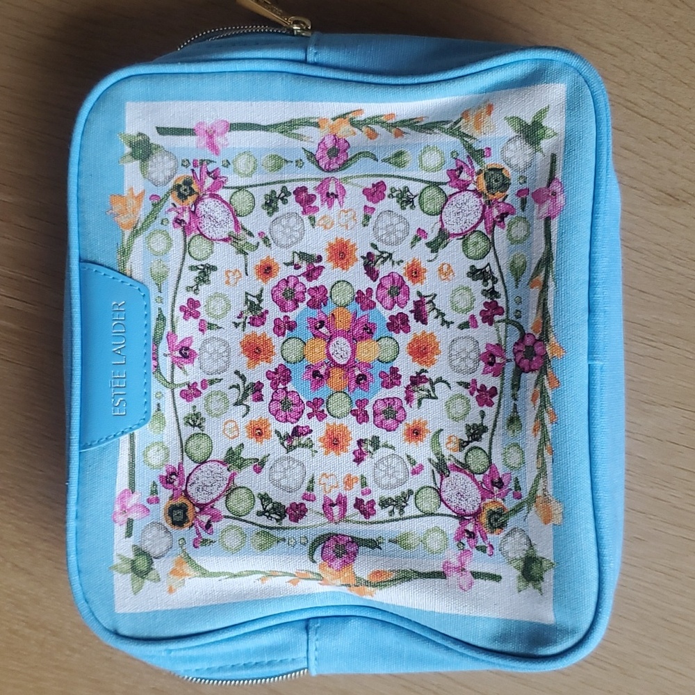 Estee Launder makeup bag